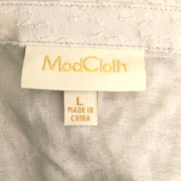 ModCloth L Blouse Womens Green Flutter Sleeve Button Popover Top Textured Fabric - Picture 2 of 12